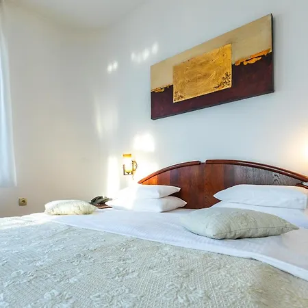 Garni Royal Crown Hotel Subotica