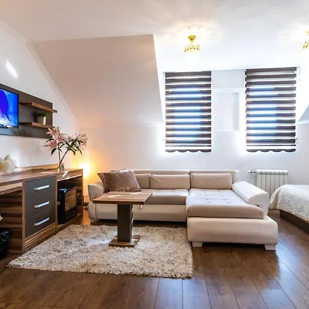 Garni Royal Crown 3*