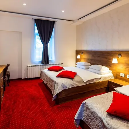 Hotel Garni Royal Crown