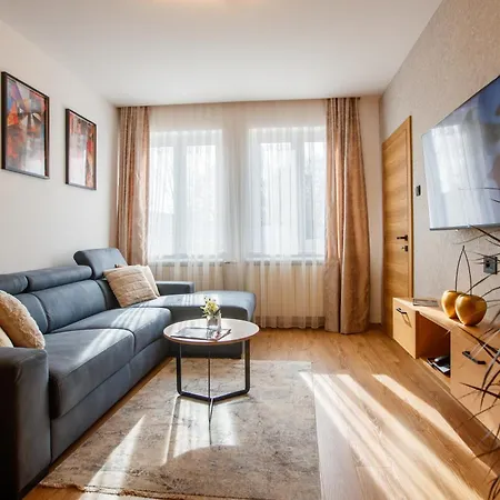 Garni Royal Crown Hotel 3*