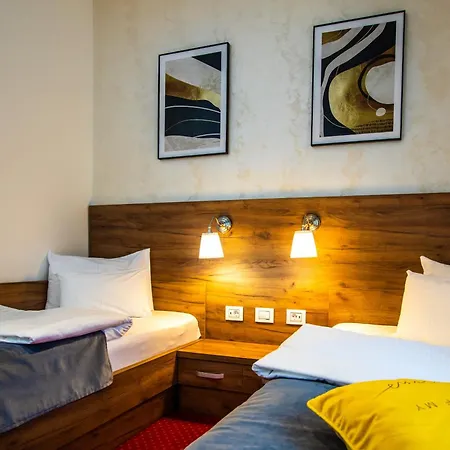 Hotel Garni Royal Crown